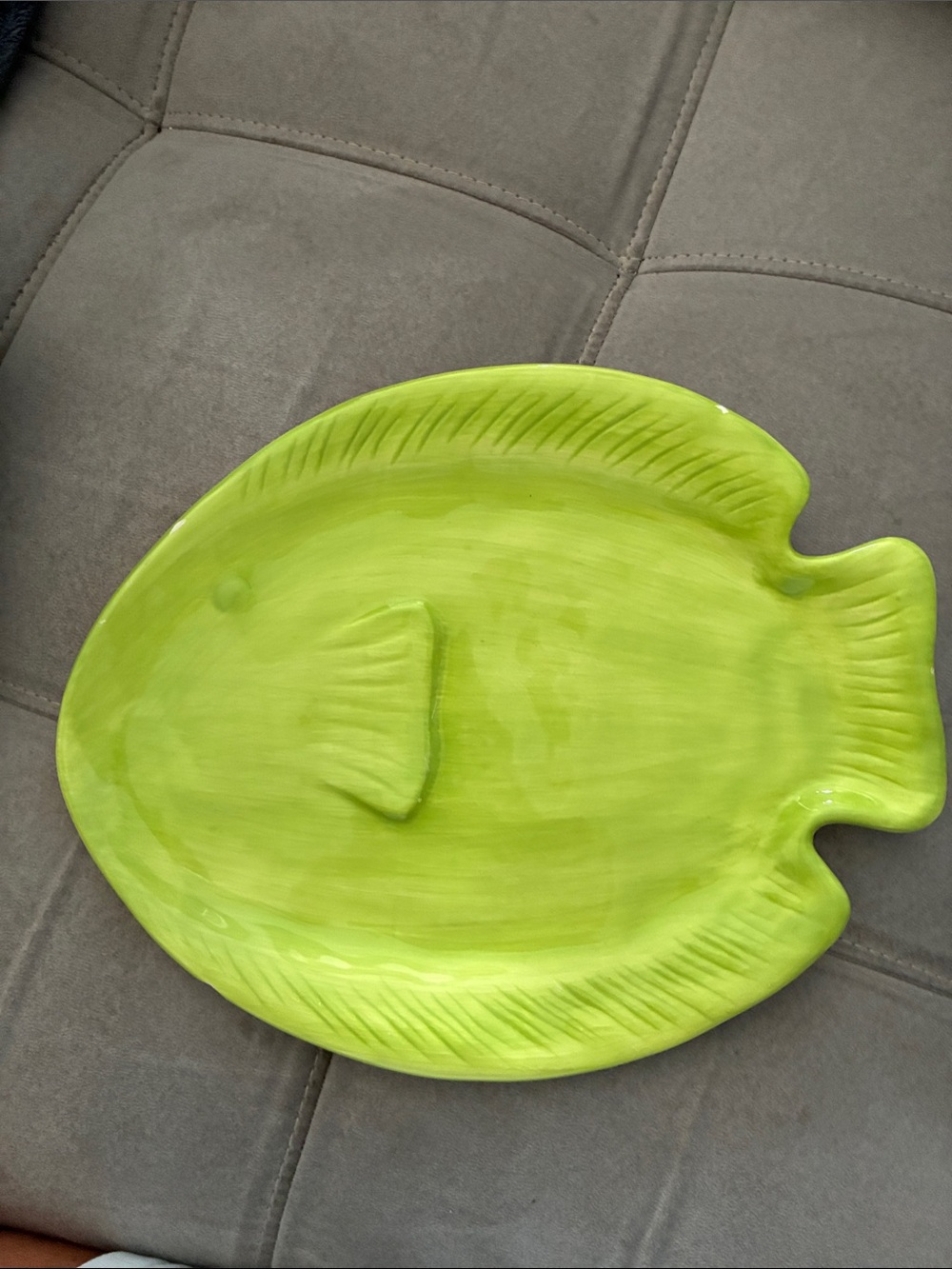 Lime Green Fish-Shaped Ceramic Serving Platter - Unbranded